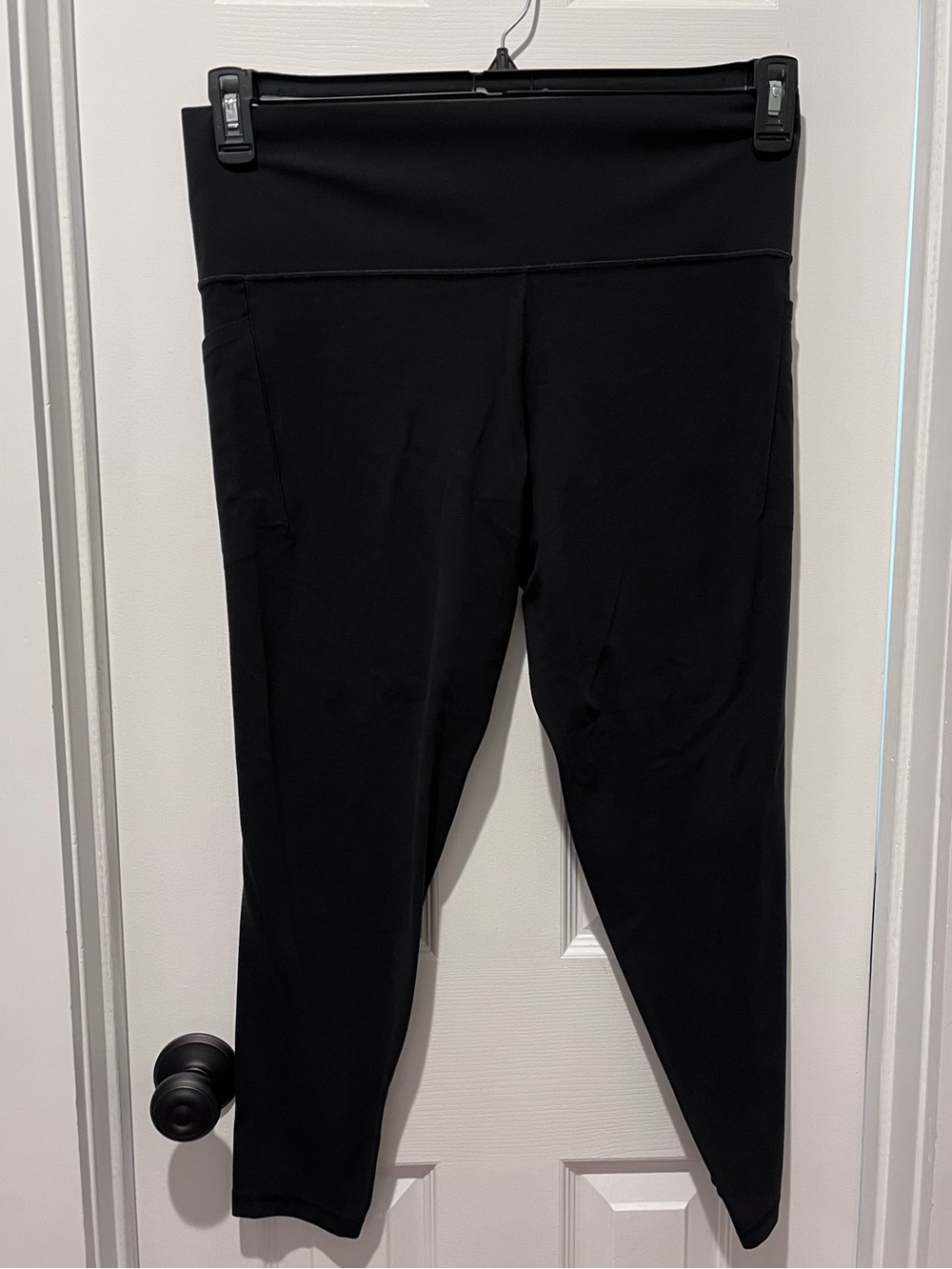 Athleta Salutation Stash Tight Legging